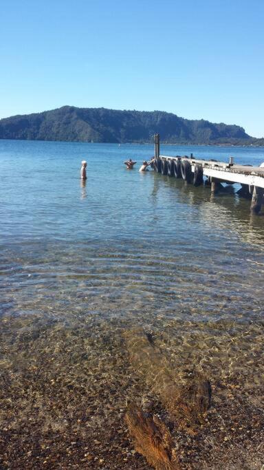 Lake Rotoiti Lakehouse Retreat Роторуа Екстер'єр фото